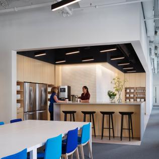 EDGE EX4 Direct/Indirect Café