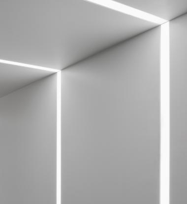 EDGE 2 & 4 Recessed in Hallway