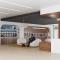 Chute 180 in reception/hospitality